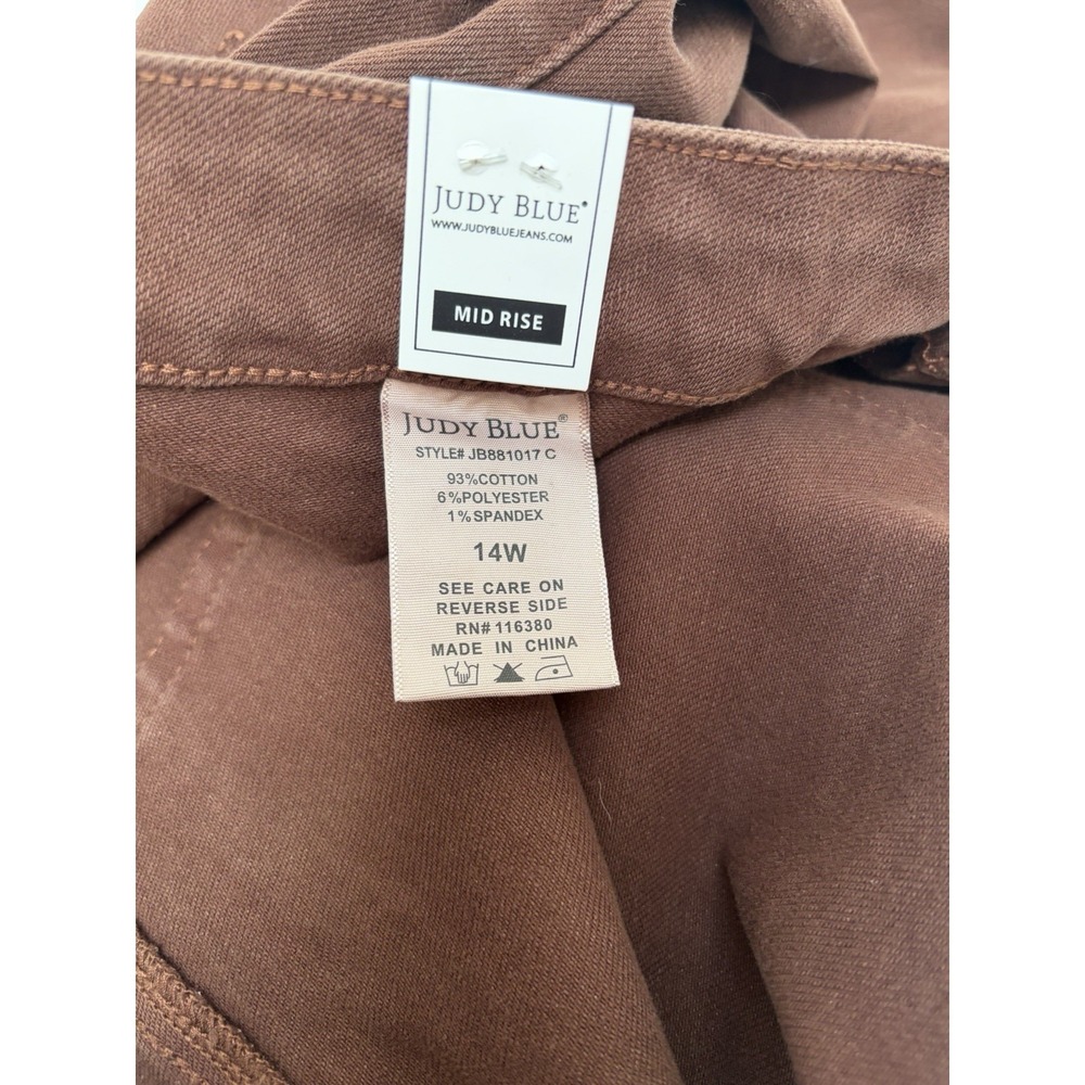 Judy Blue NWT Mid-Rise Brown Utility Pocket Wide Leg Crop Jeans Size 14W #881017 - Picture 4 of 6